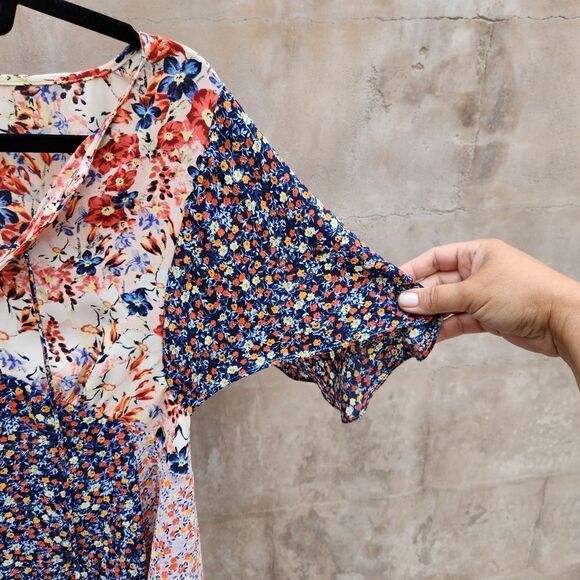 Anthropologie HD in paris mixed floral top Palo alto - Picture 7 of 8